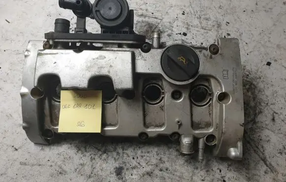 Audi A4 S4 B7 8E 8H Rocker cam cover 06D103469J