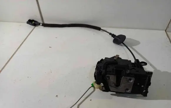 Renault Zoe Front door lock 805031107R 40517235