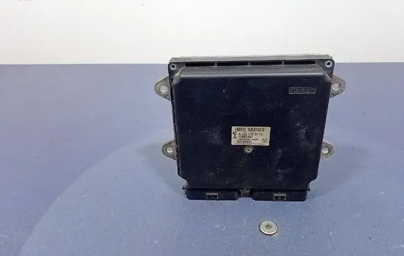 Mitsubishi Colt Engine control unit/module ECU 1860A442