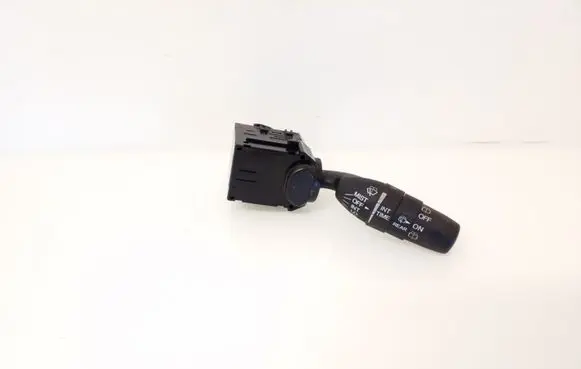 Honda CR-V Front wiper blade arm M29843