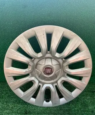 Fiat Tipo R15 wheel hub/cap/trim 735601571