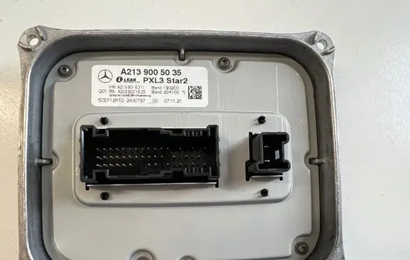 Mercedes-Benz E W213 Headlight ballast module Xenon A2139005035 A2139016311 A2139021625