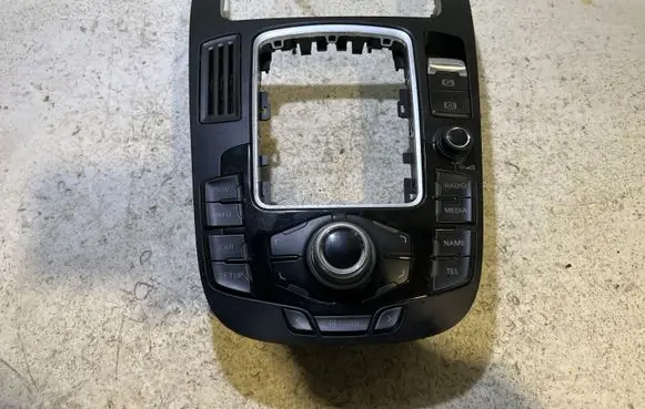 Audi A4 S4 B8 8K Head unit multimedia control 8T0919609WF 900252440001 000046485
