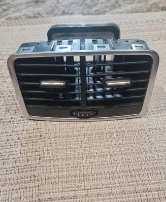 Audi A6 S6 C6 4F Rear air vent grill 4F0819203C
