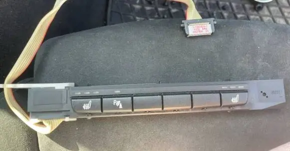 BMW 3 E90 E91 Seat heating switch 03743652 06120512