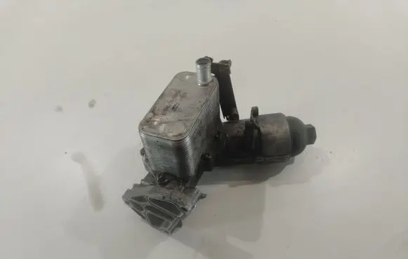 BMW 3 E90 E91 Oil filter mounting bracket 7788453