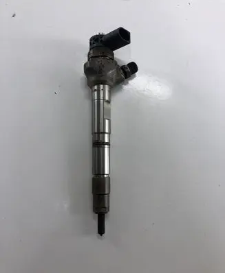 Audi A6 S6 C7 4G Fuel injector 0445110471 04L130277AE 0445110