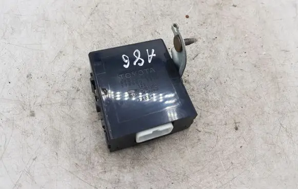 Toyota Land Cruiser (HDJ90) Other control units/modules 8953360080 1796000210