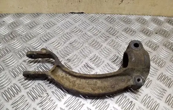 Audi A4 S4 B8 8K Lower shock absorber bracket 8K0413K