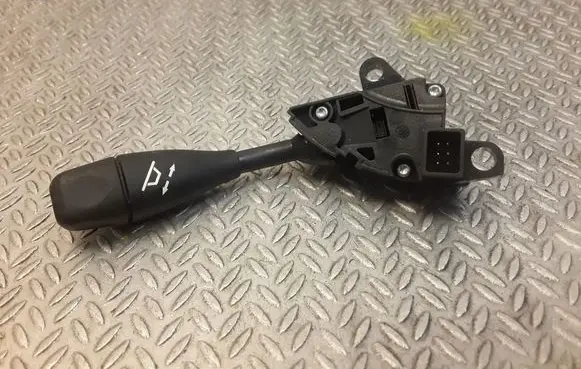 Mercedes-Benz CLK A209 C209 Steering wheel adjustment handle/lever A0085453522 0085453522