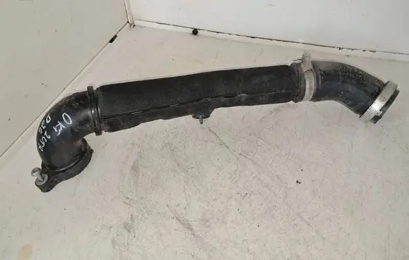 Intercooler hose/pipe