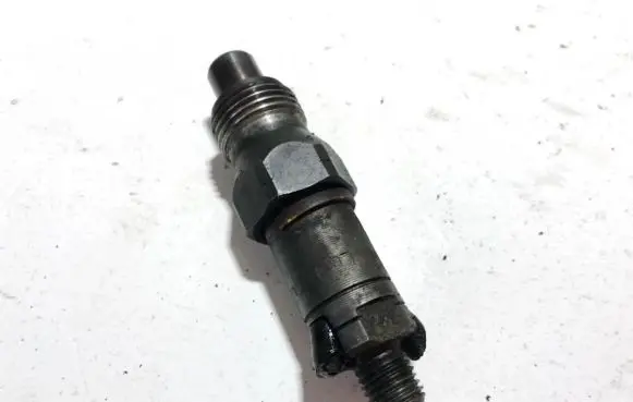 Volvo S40, V40 Fuel injector lcr6735401d