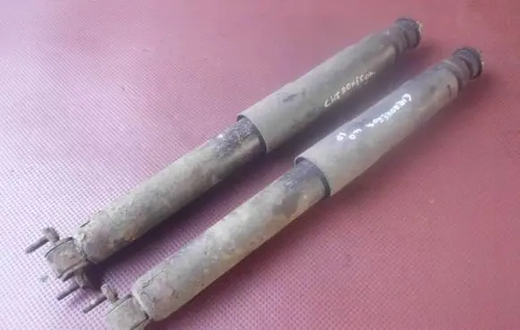 Jeep Grand Cherokee (WJ) Rear shock absorber/damper