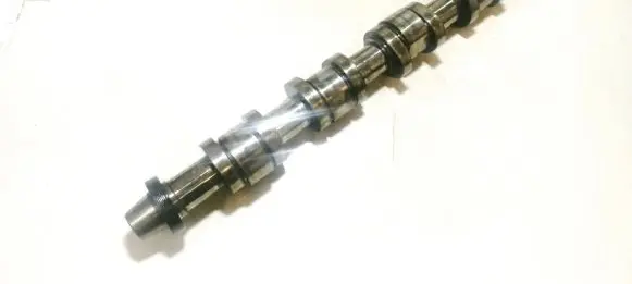 Volkswagen PASSAT B6 Camshaft 