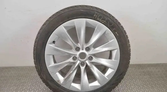 Tesla Model S R12 alloy rim 19X8J 105933700B