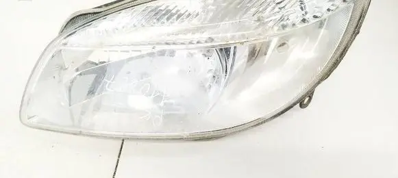 Skoda Fabia Mk2 (5J) Headlight/headlamp