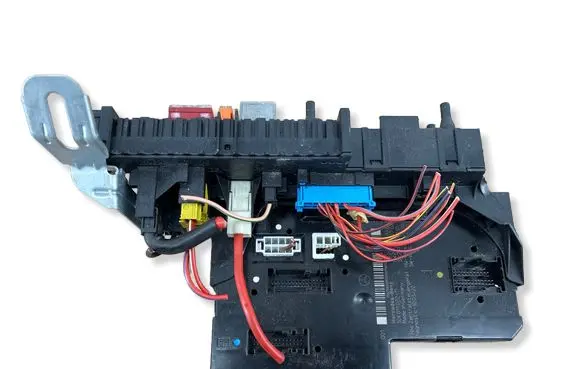 Mercedes-Benz C W204 SAM control unit 5DK01102211 2049019702