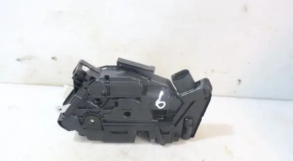 Skoda Citigo Front door lock