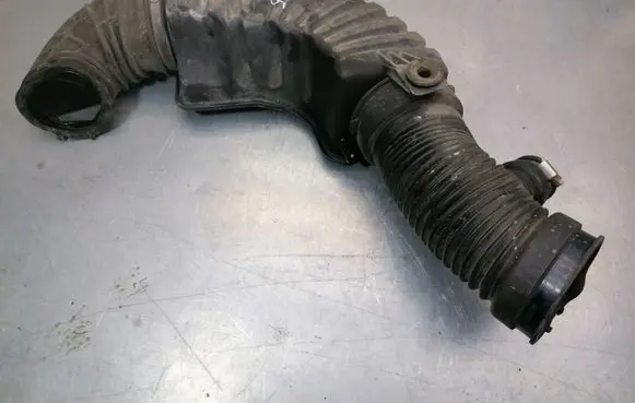 Chrysler 300M Intake resonator 4591109AD 4591129AD