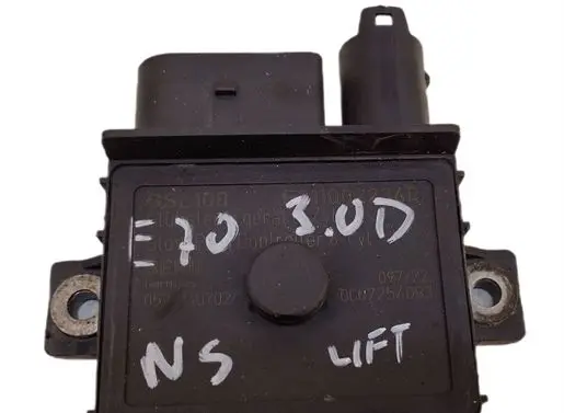 BMW X5 E70 Combustion relay GSE108 E2110022368