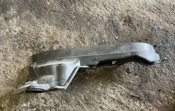 BMW 5 F10 F11 Other engine bay part 7204336 74850610