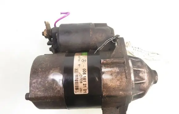 Mercedes-Benz A W168 Starter motor D7E8 0051512101