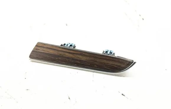 Chevrolet Tahoe Dashboard trim 84699701