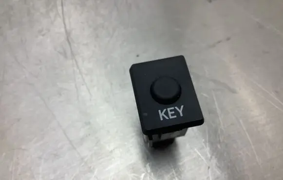 Toyota Prius (XW20) Other switches/knobs/shifts 15A257
