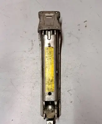 Audi A6 S6 C6 4F Lift Jack 4F0011031