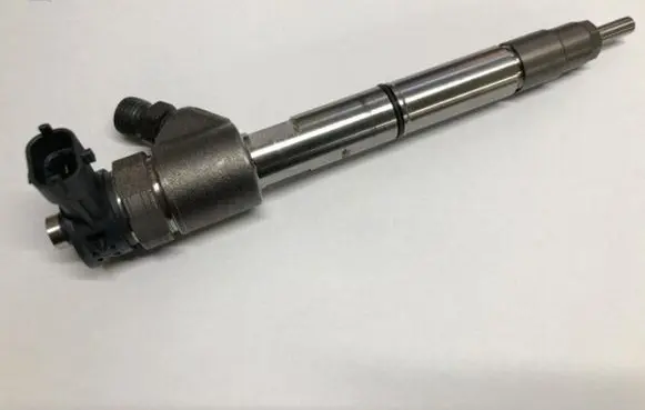 Hyundai Santa Fe Fuel injector 0445110584 0445110583