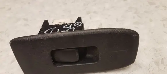 Mitsubishi Pajero Electric window control switch MR444892