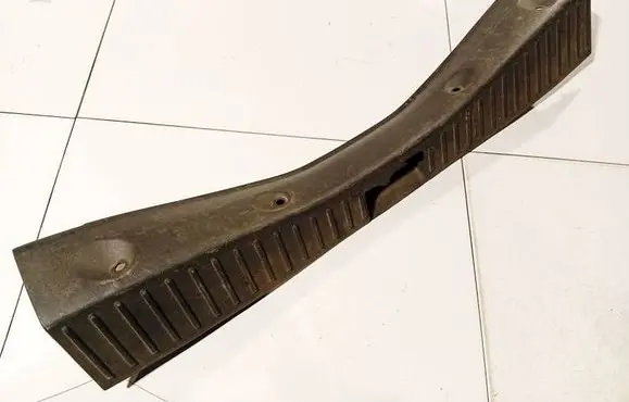 Other trunk/boot trim element