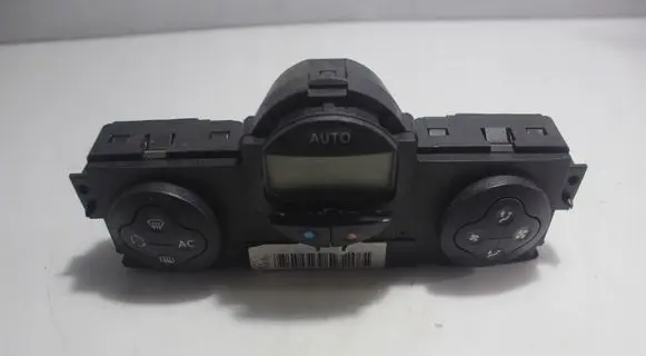 Renault Scenic II - Grand scenic II Interior fan control switch 