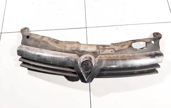 Opel Astra H Front grill 13108471 461088395