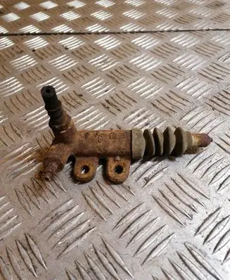 KIA Sportage Clutch slave cylinder 