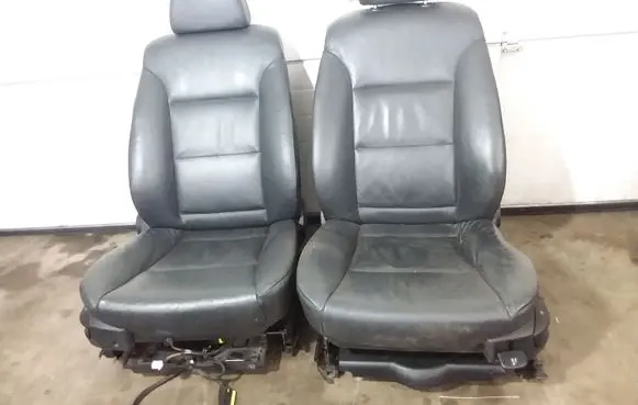 Seat set