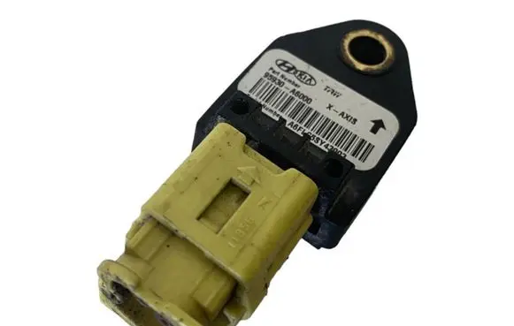 Hyundai i30 Airbag deployment crash/impact sensor 95930A6000