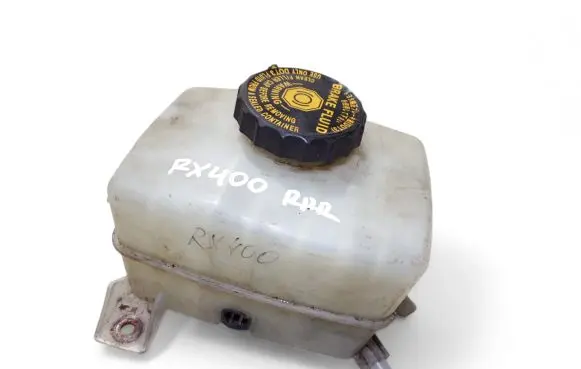 Brake fluid reservoir