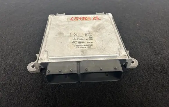 Mercedes-Benz E W212 Engine control unit/module A6519012101