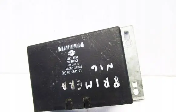 Nissan Primera Door central lock control unit/module 284502F006