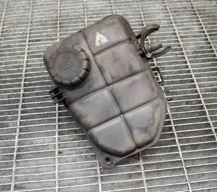 Mercedes-Benz CLC CL203 Coolant expansion tank/reservoir A2035000049