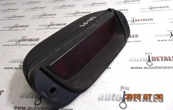 Honda CR-V Third/center stoplight