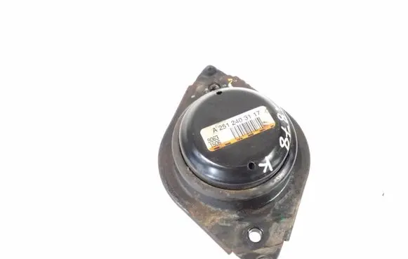 Mercedes-Benz ML W164 Engine mount bracket A2512403117