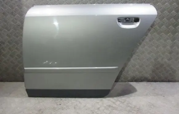 Audi A4 S4 B6 8E 8H Rear door