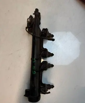 Volkswagen Golf IV Fuel main line pipe 06A133317A 01350670
