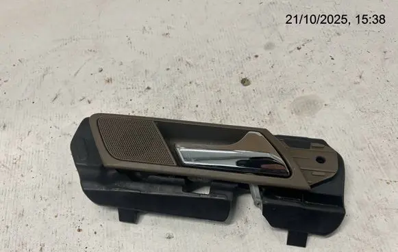 Rear door interior handle