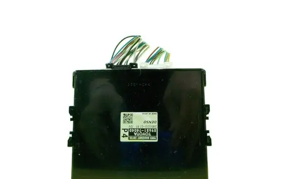 Toyota iQ Central body control module 2850000191 8968174040