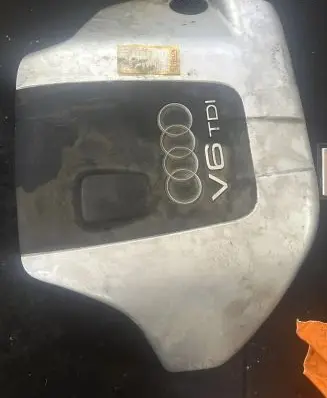 Audi A6 S6 C5 4B Engine cover (trim)