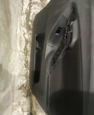 Toyota Verso Front door card panel trim