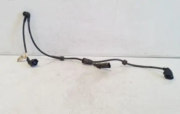 Volkswagen Touareg II Front ABS sensor wiring 7P0971279A